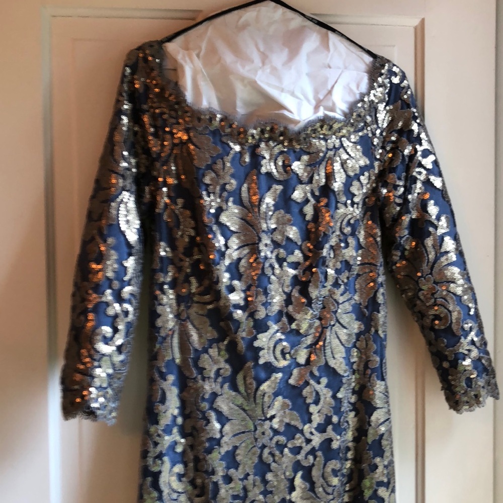 Tadashi Shoji Evening gown size 8, full length